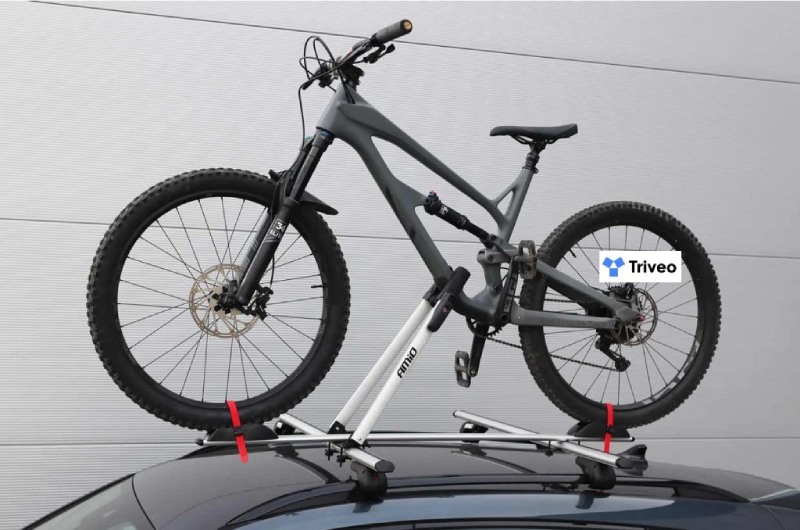 bicykel na držiaku
